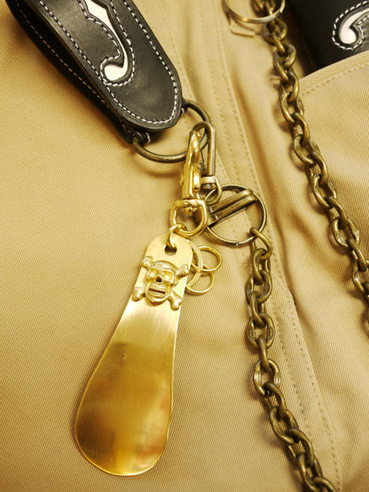 Brass Shoehorn Key Ring "Skull"